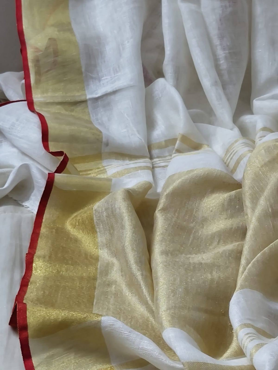 Cloudy Lily Pure Handwoven Linen Saree