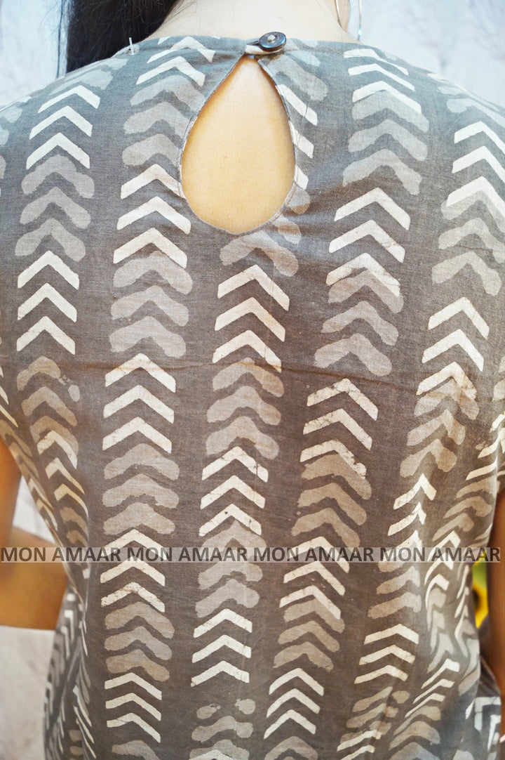 Top-Notch Sustainable Block Print Ethnic Short Kurti