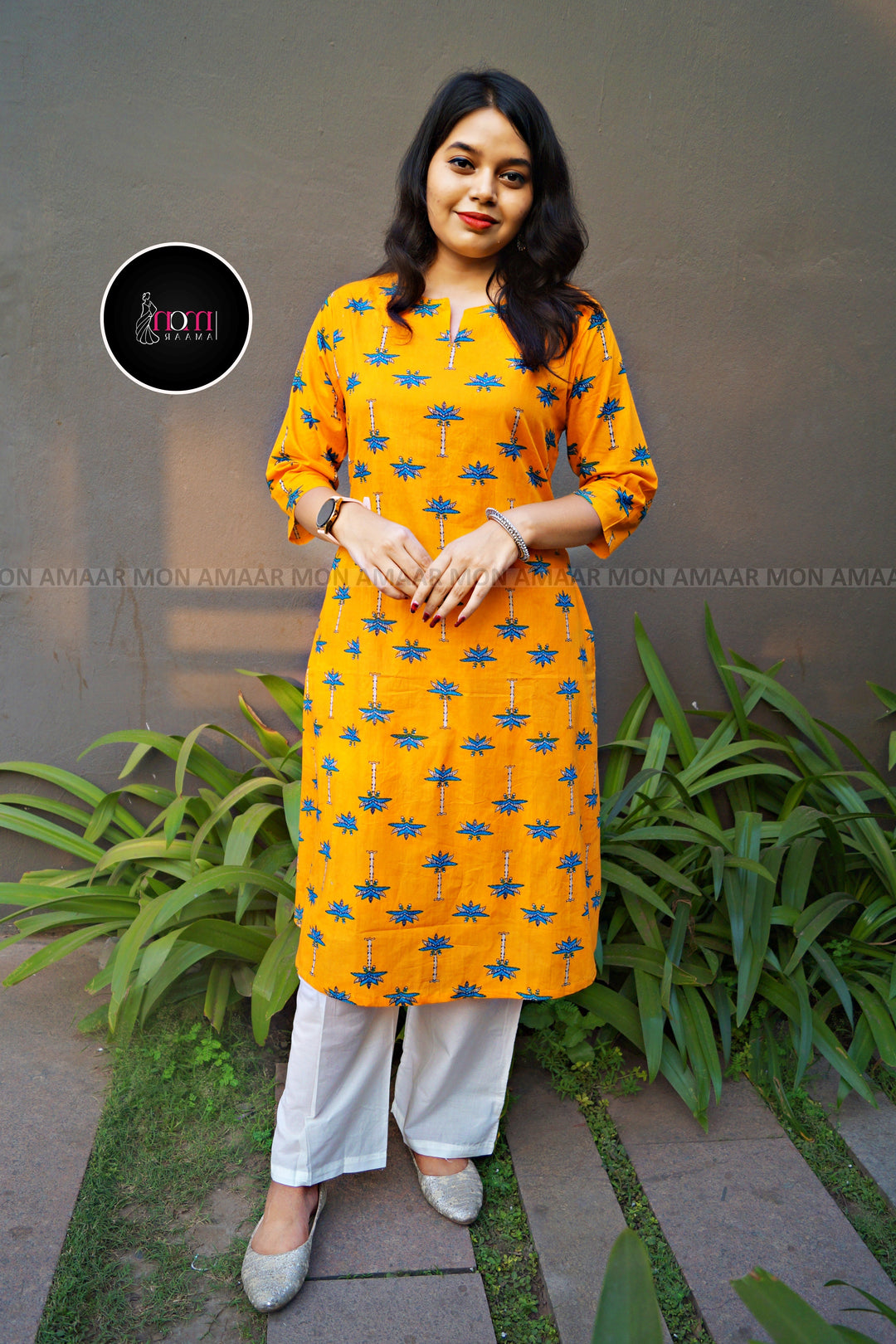Big On Charm Cotton Kurti Set