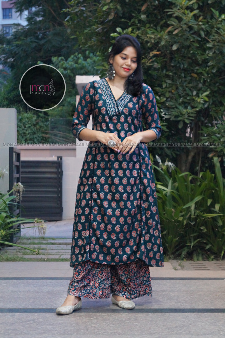 Beauty In The Eyes- Cotton Kurti Set