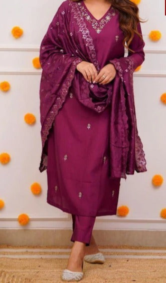 Beacon Of Hope Silk Kurti Set