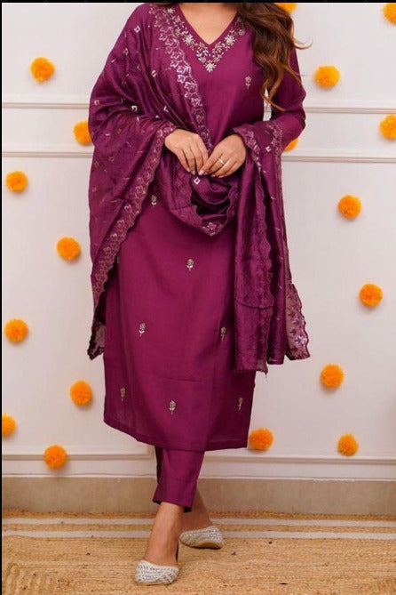 Beacon Of Hope Silk Kurti Set
