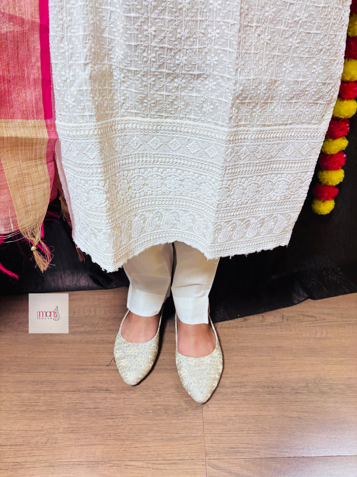 Born To Look Stunning-Chikankari Kurti Set