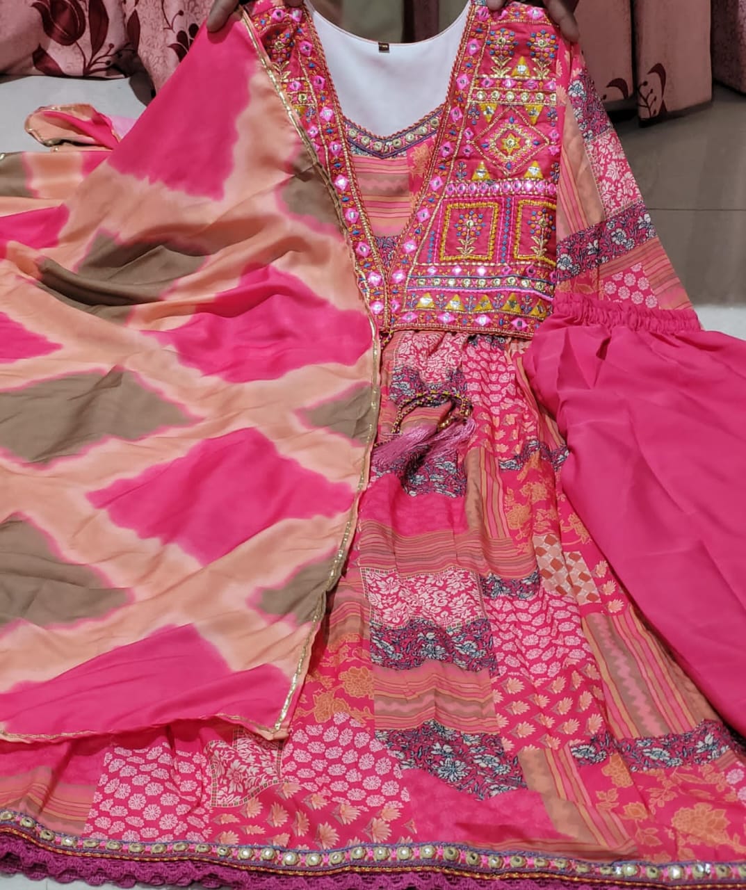 Carnation Dream - Designer Jaipuri i Kurti Set