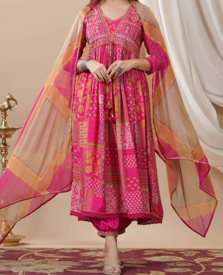 Carnation Dream - Designer Jaipuri i Kurti Set