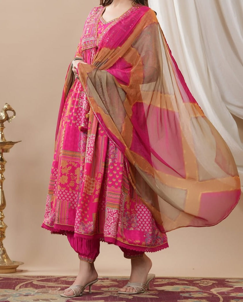 Carnation Dream - Designer Jaipuri i Kurti Set