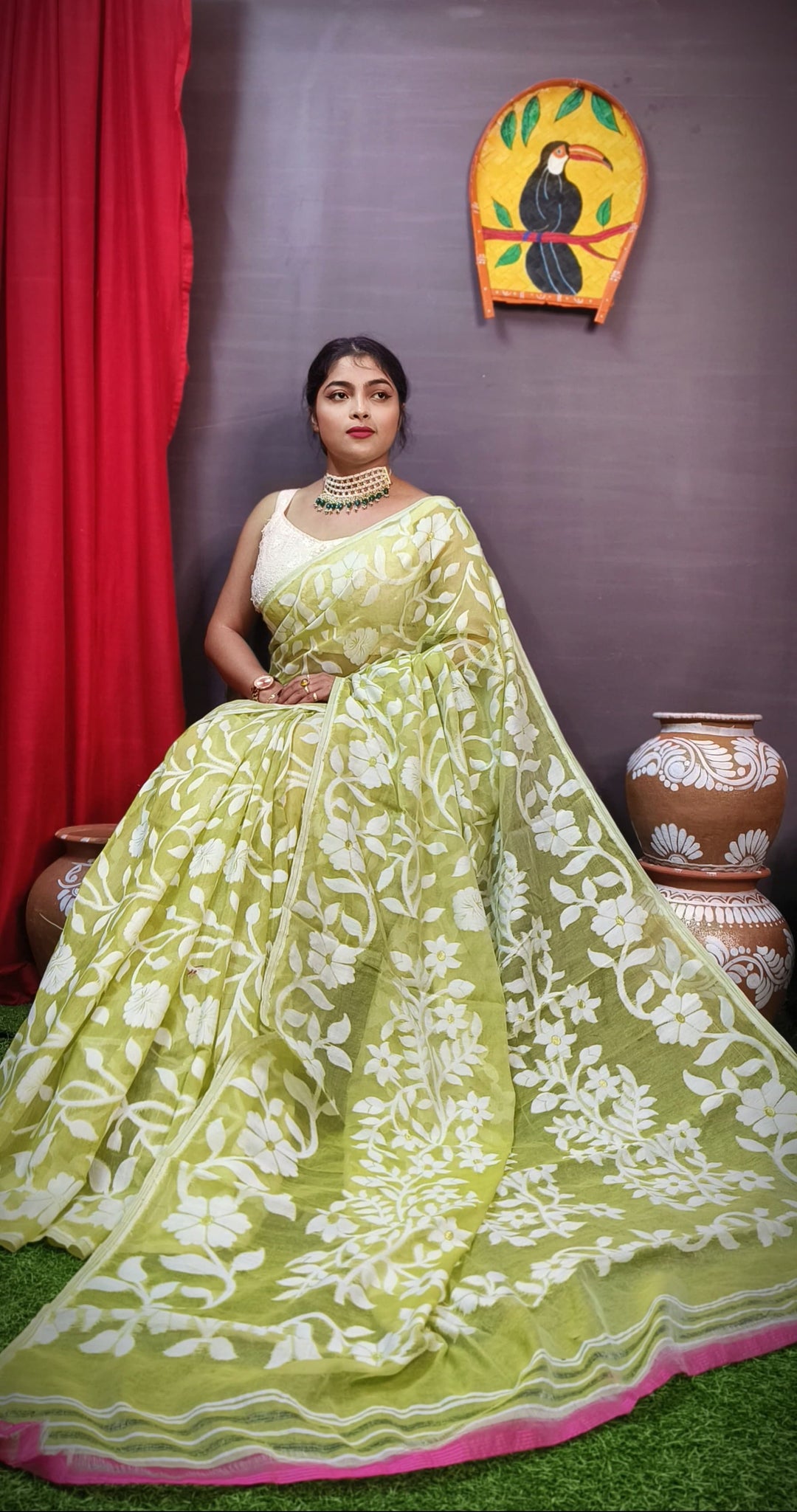 Pushpalata- Flowering Vines Cotton Jamdani Saree