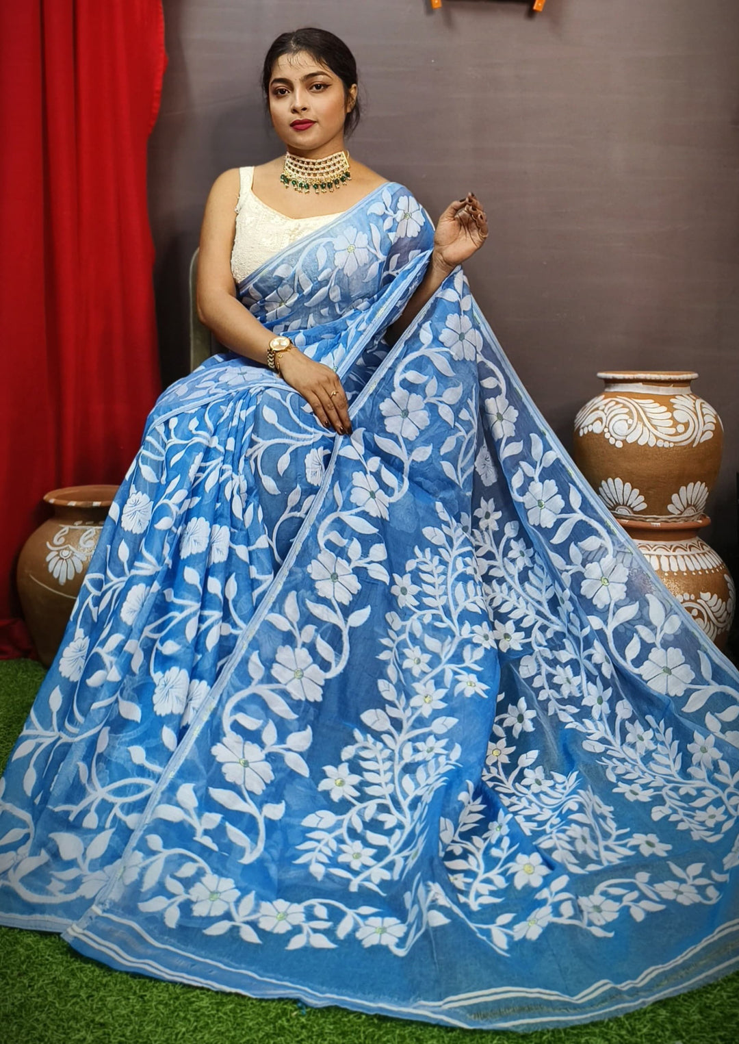 Pushpalata- Flowering Vines Cotton Jamdani Saree