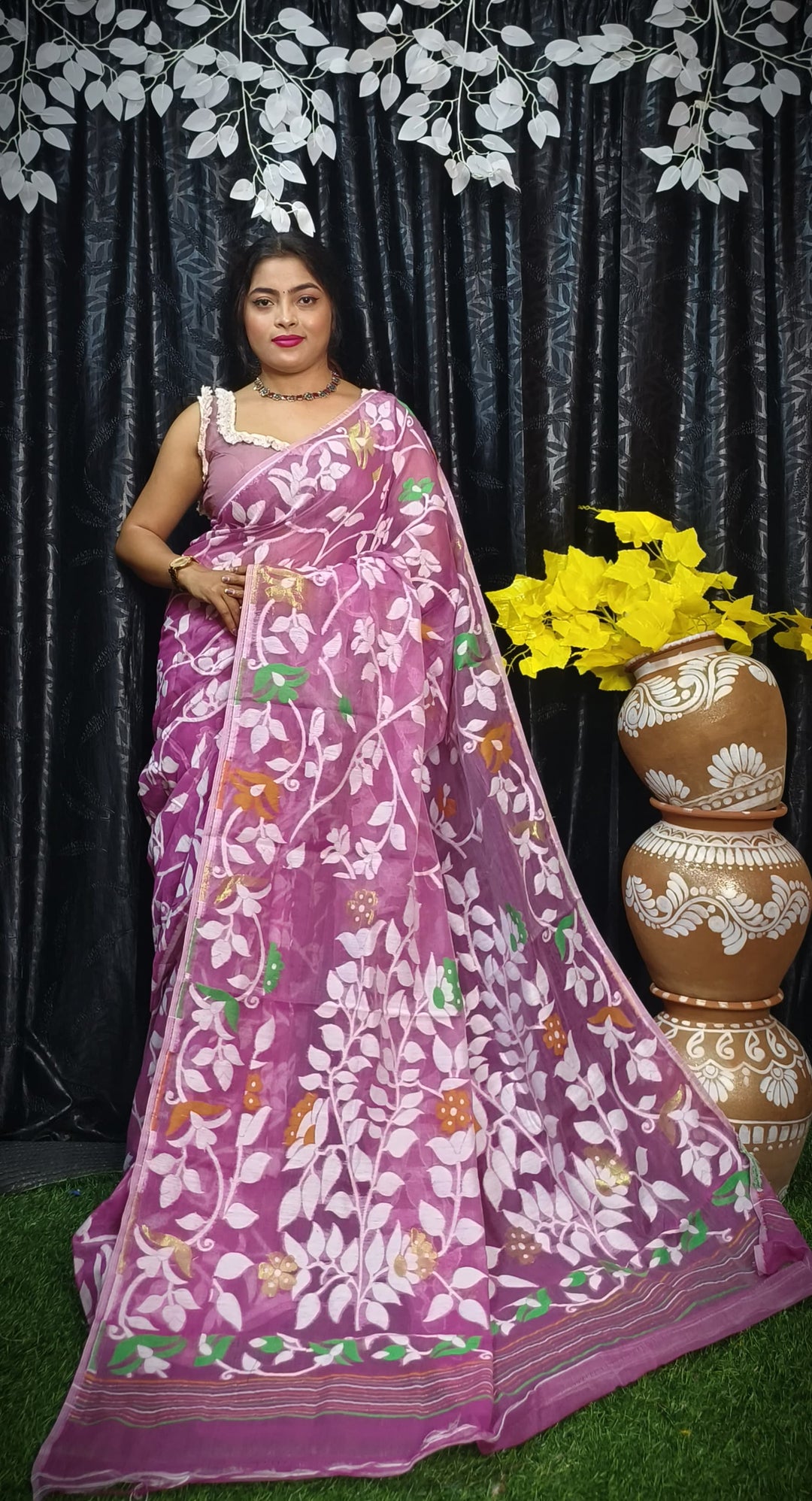 Kanan- A Beautiful World Jamdani Cotton Saree