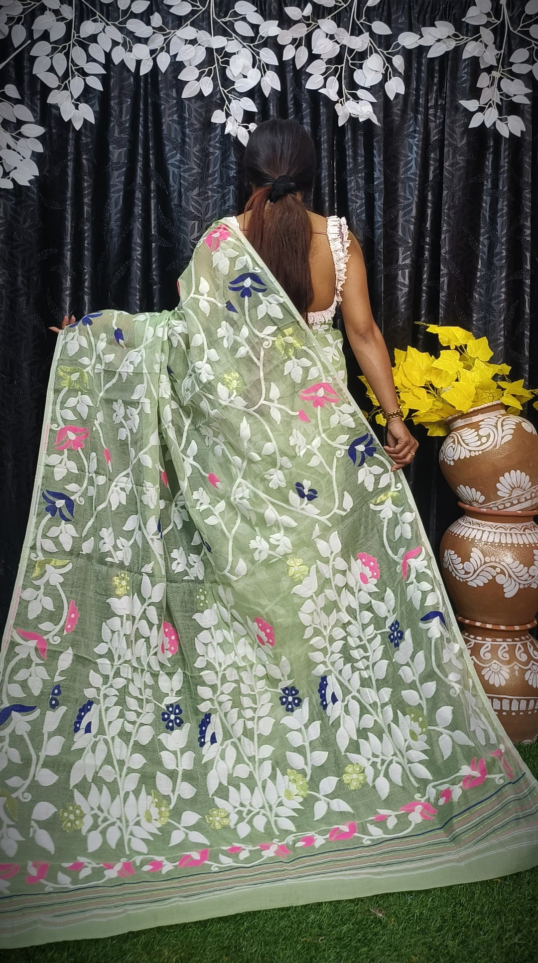 Kanan- A Beautiful World Jamdani Cotton Saree