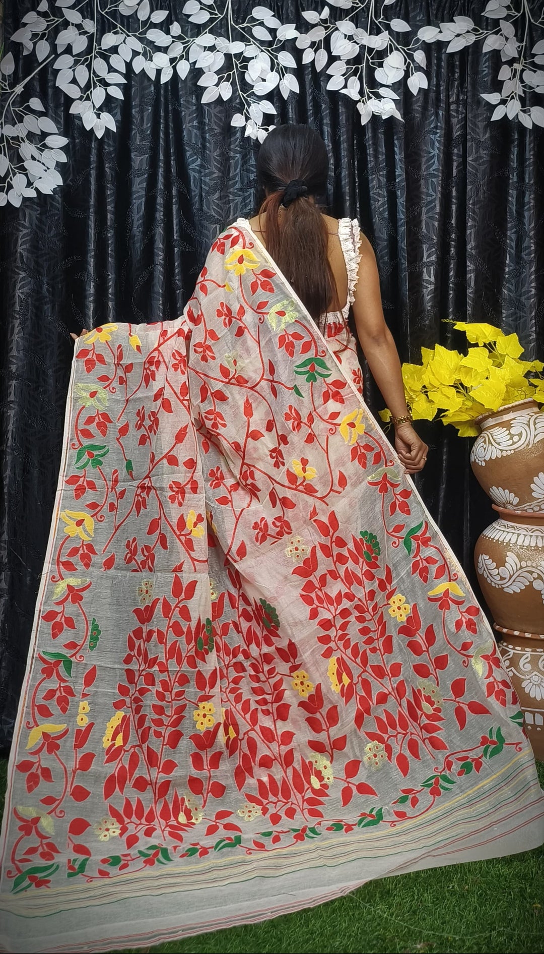 Kanan- A Beautiful World Jamdani Cotton Saree