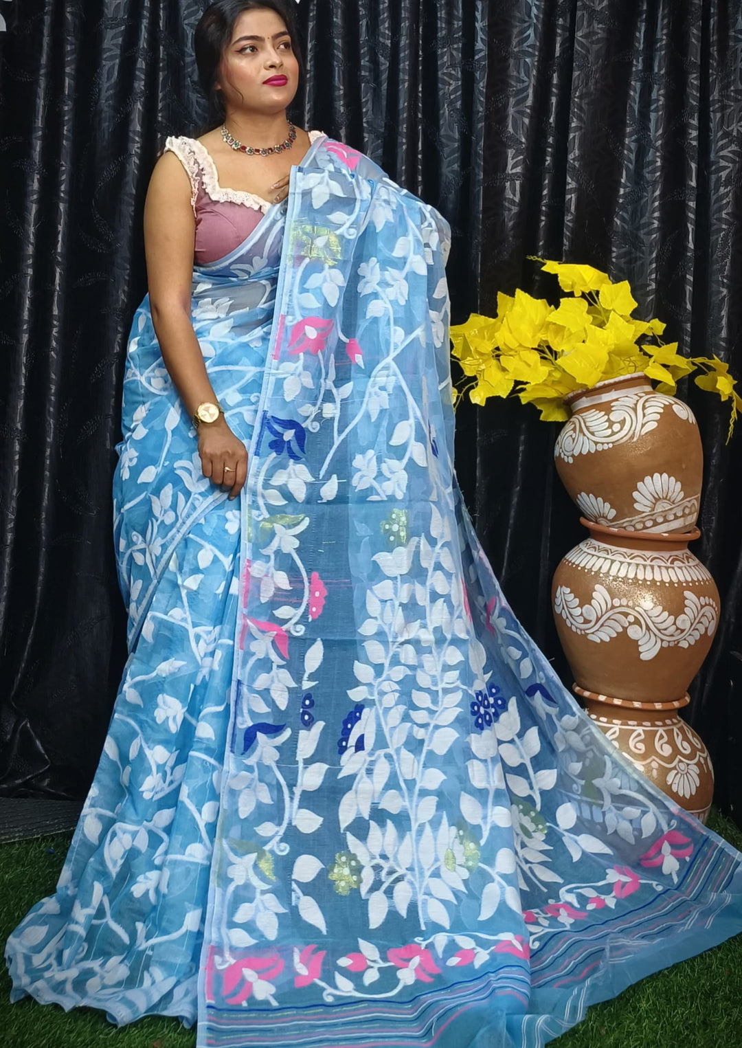 Kanan- A Beautiful World Jamdani Cotton Saree