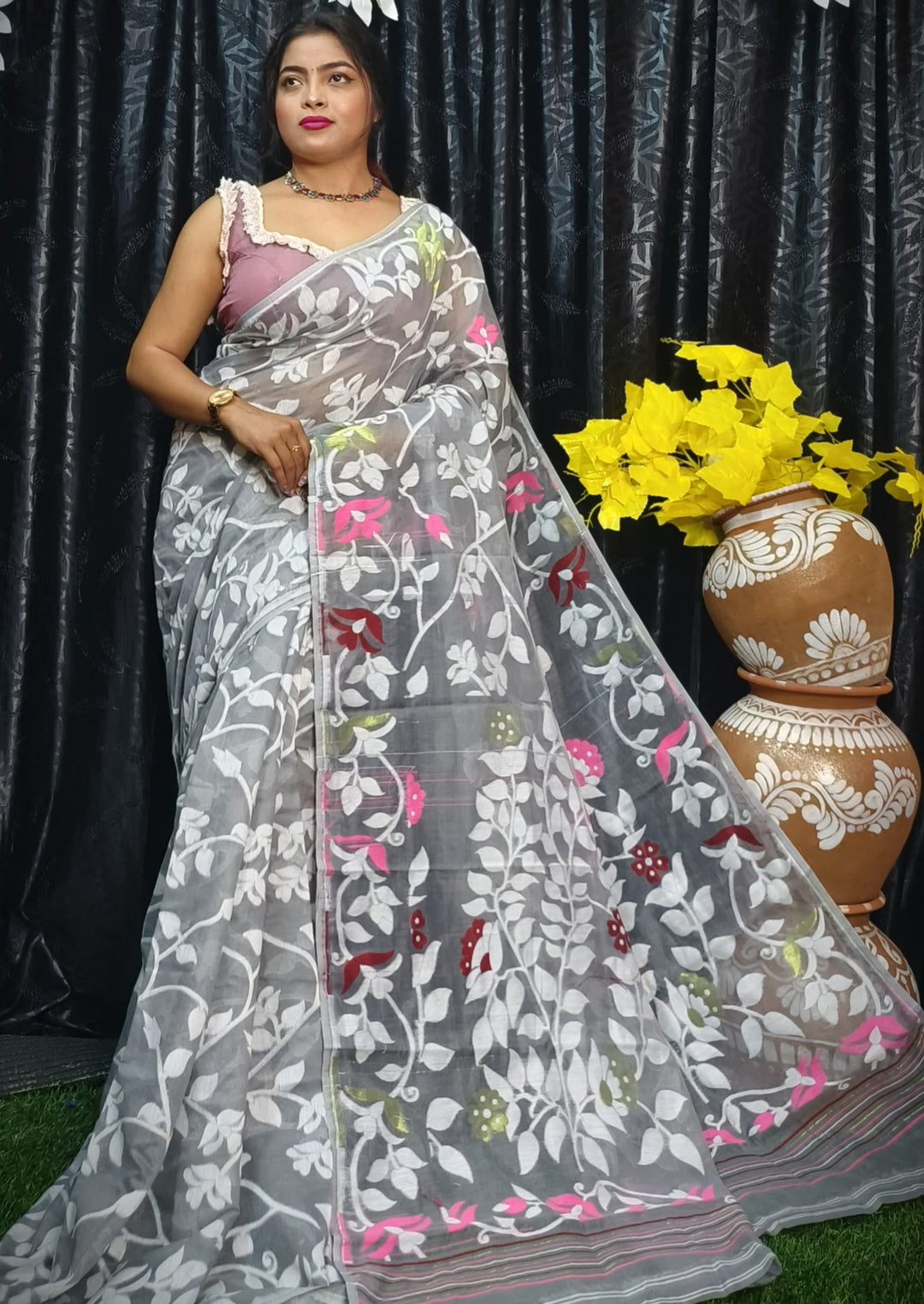 Kanan- A Beautiful World Jamdani Cotton Saree