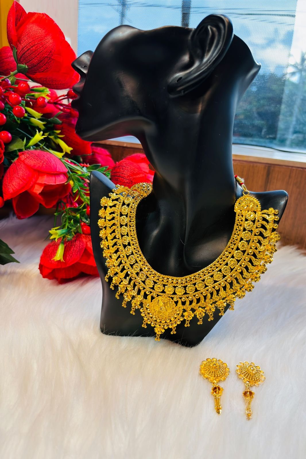 Bridal Gold Necklace Set Designs Yellow Gold Bridal Gold Choker