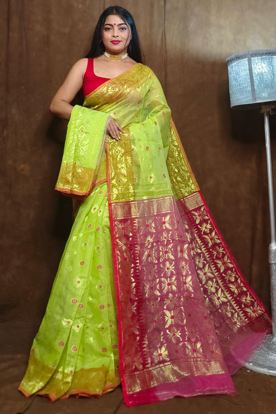 Bibhuti Dhakai Jamdani Saree