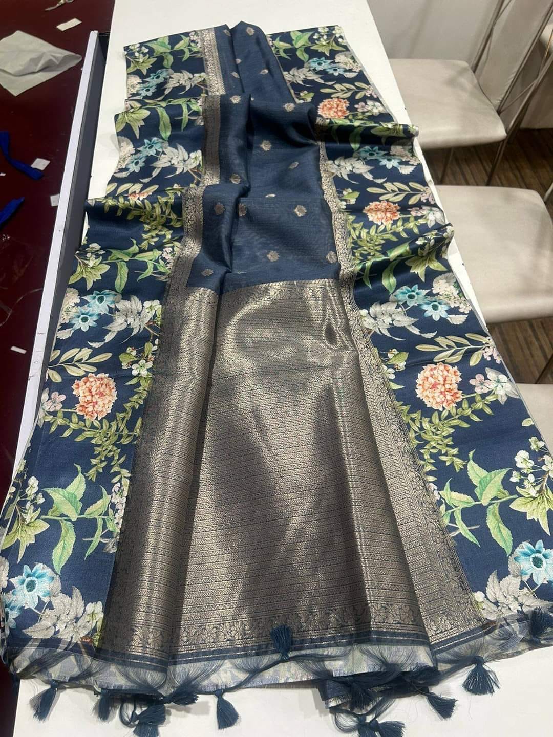 Yuyake Kanjivaram Silk Saree