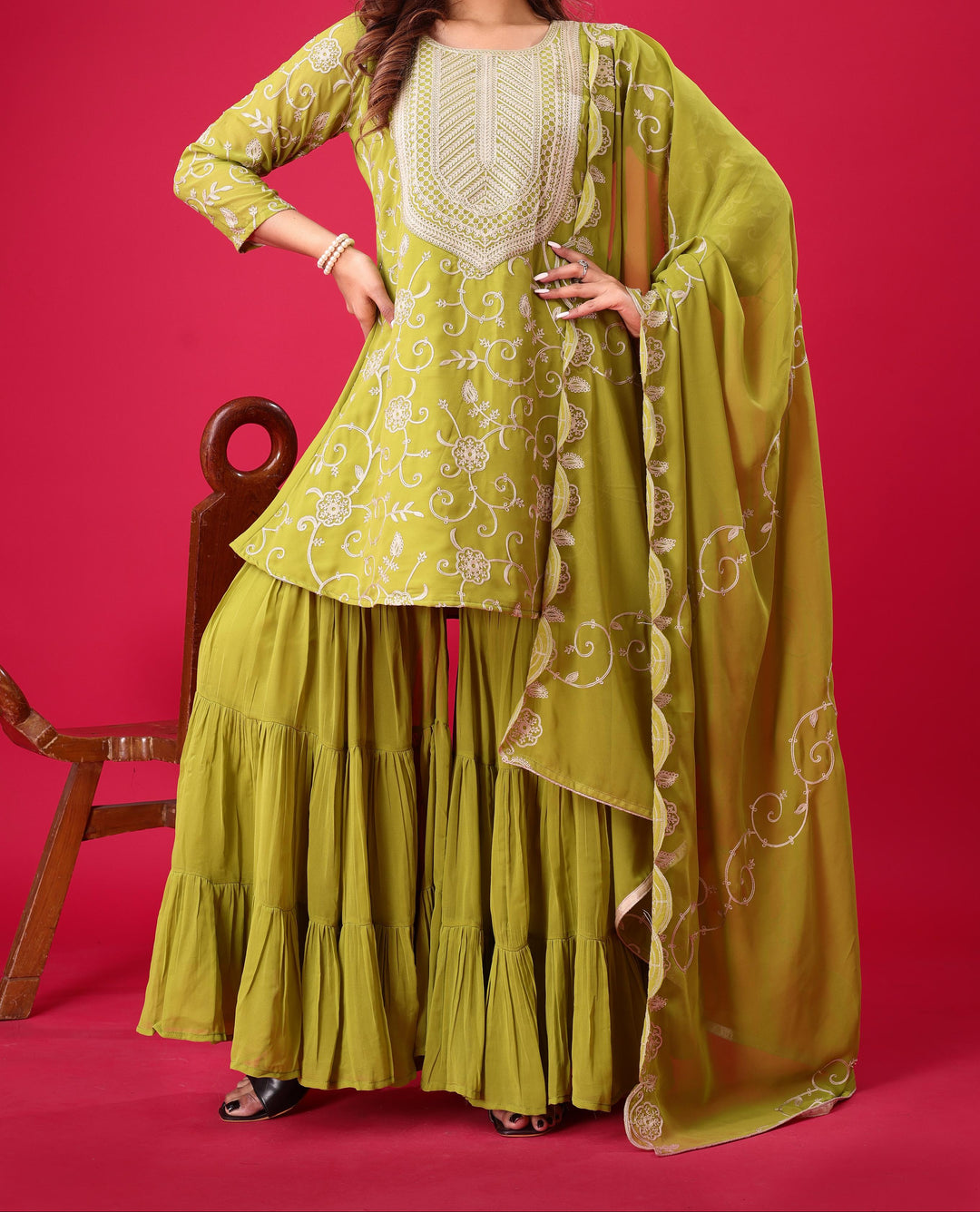 Magnificence light Georgette Sharara Set