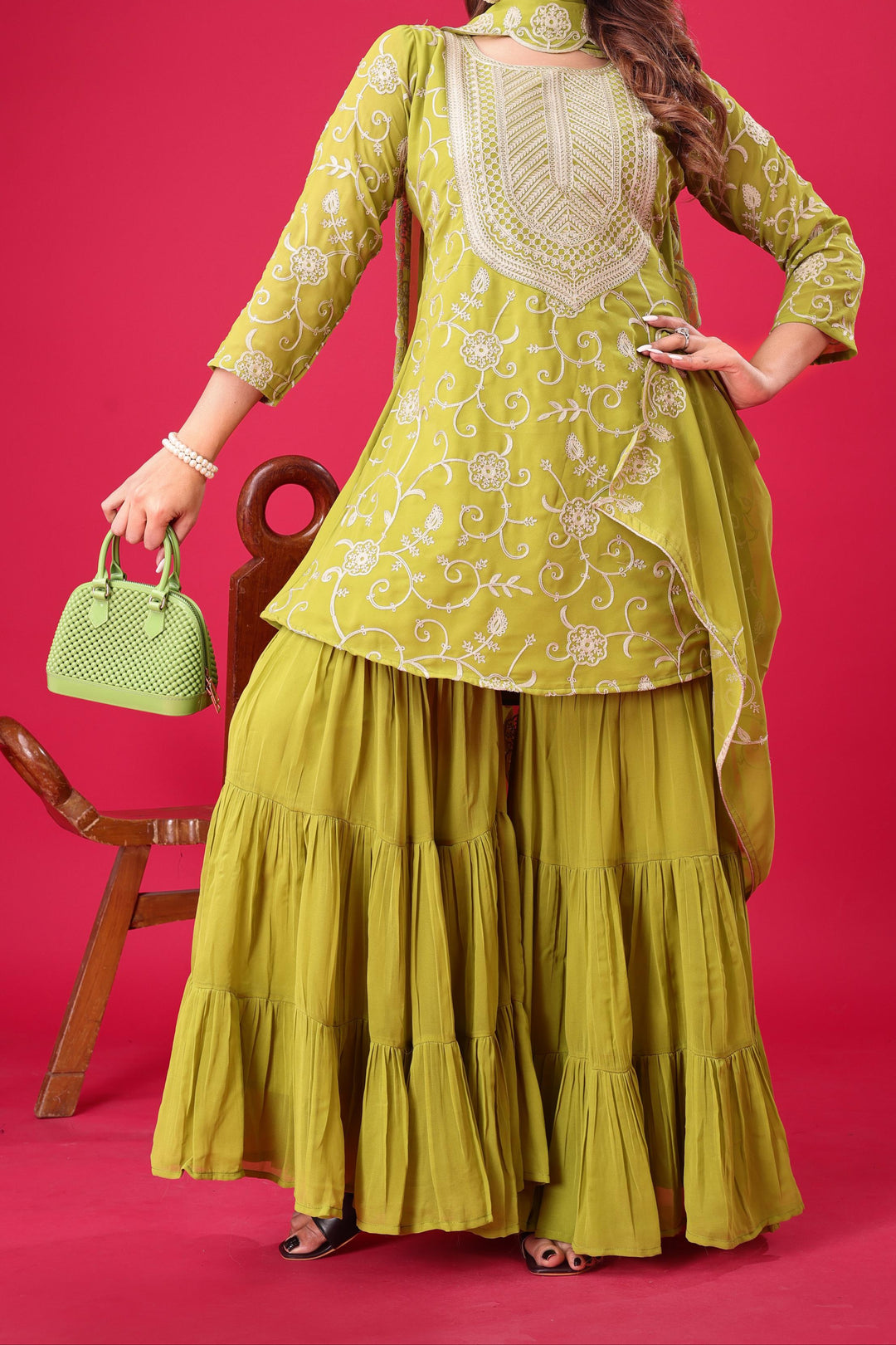 Magnificence light Georgette Sharara Set