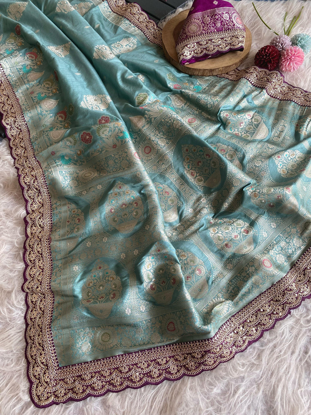 Little Highlights Banarasi Dola Silk Saree