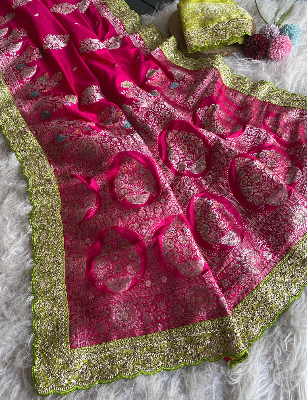 Little Highlights Banarasi Dola Silk Saree