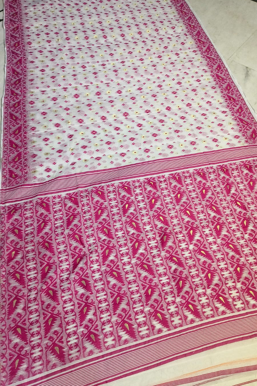 Kanchanlata Dhakai Jamdani Saree