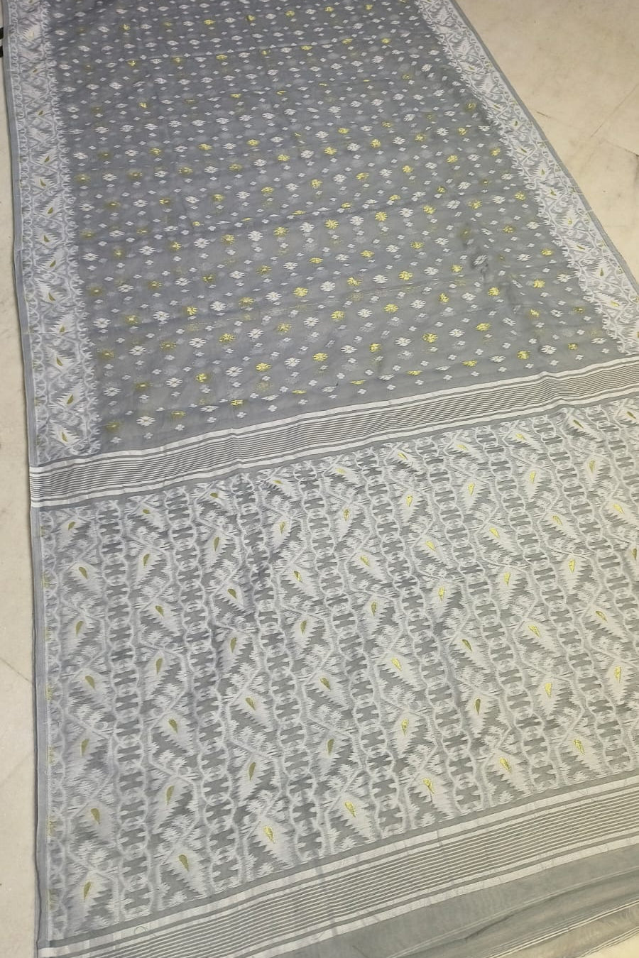 Kanchanlata Dhakai Jamdani Saree