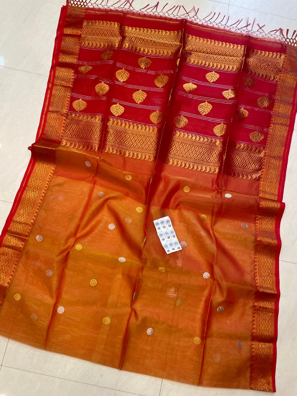 Sreeja Tant Muslin Jamdani Saree
