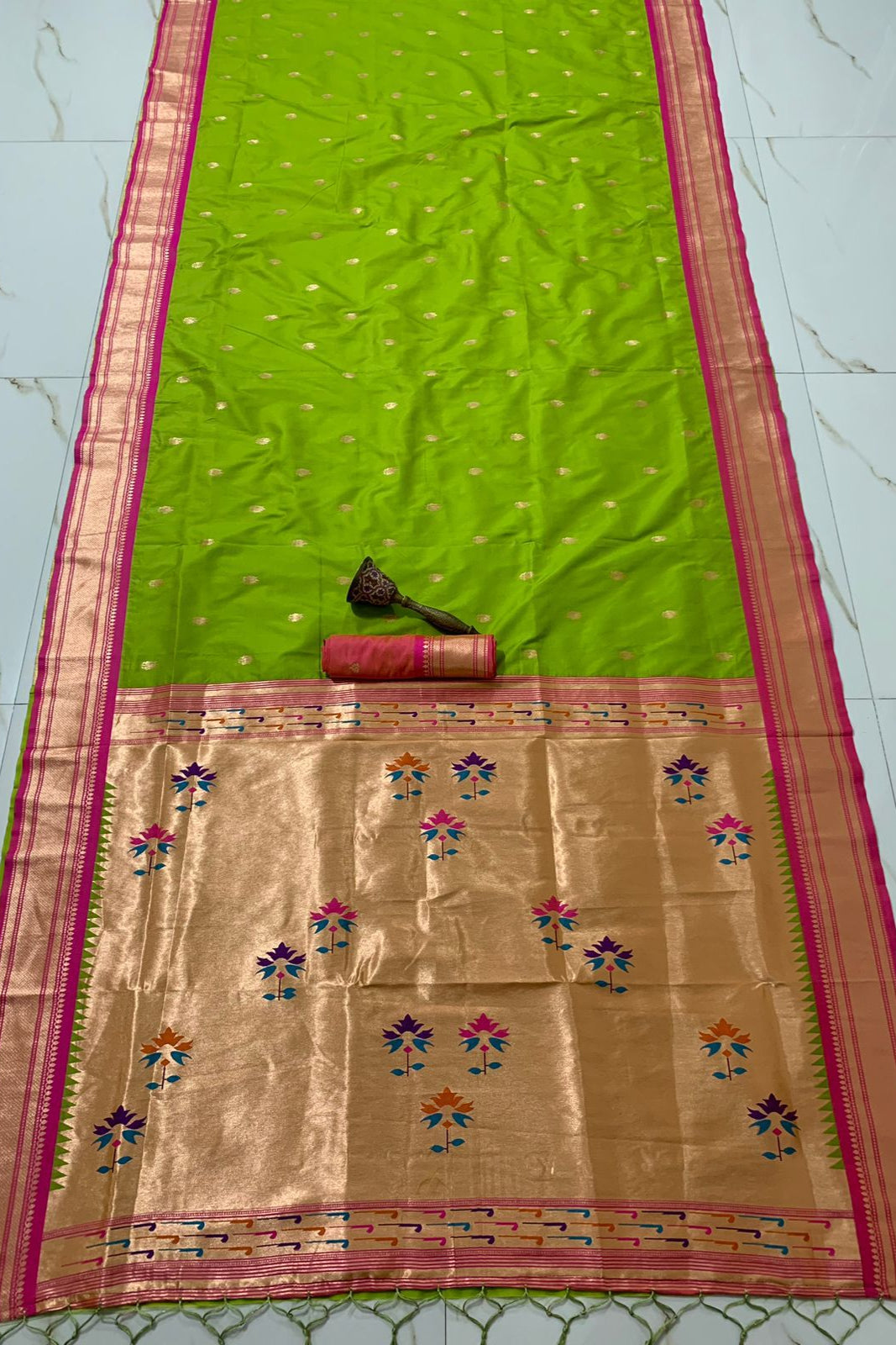 Beauty In The Ordinary Kanjivarum Paithani Green Silk Saree