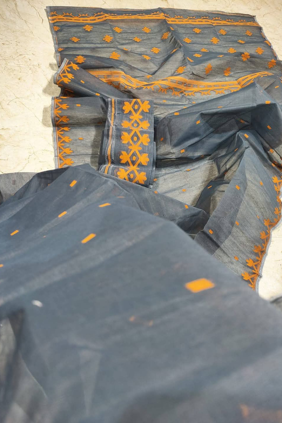 Uro Chithi Dhakai Jamdani Saree
