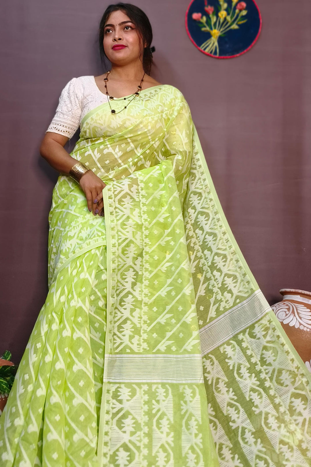 Amaro Porano Jaha Chay Dhakai Jamdani Saree