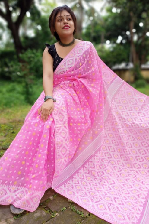 Tumi Robe Nirobe Dhakai Jamdani Saree
