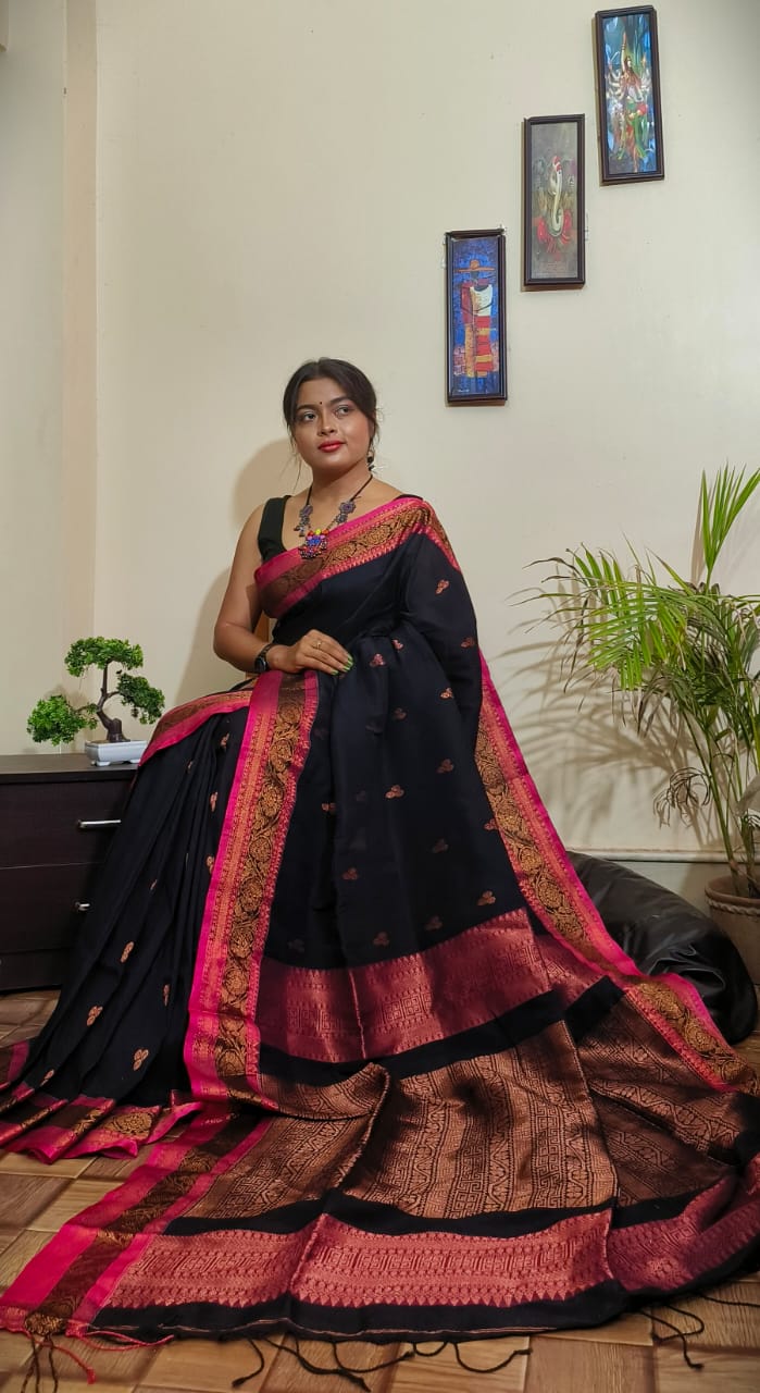 April Roses Cotton Linen Banarasi Saree