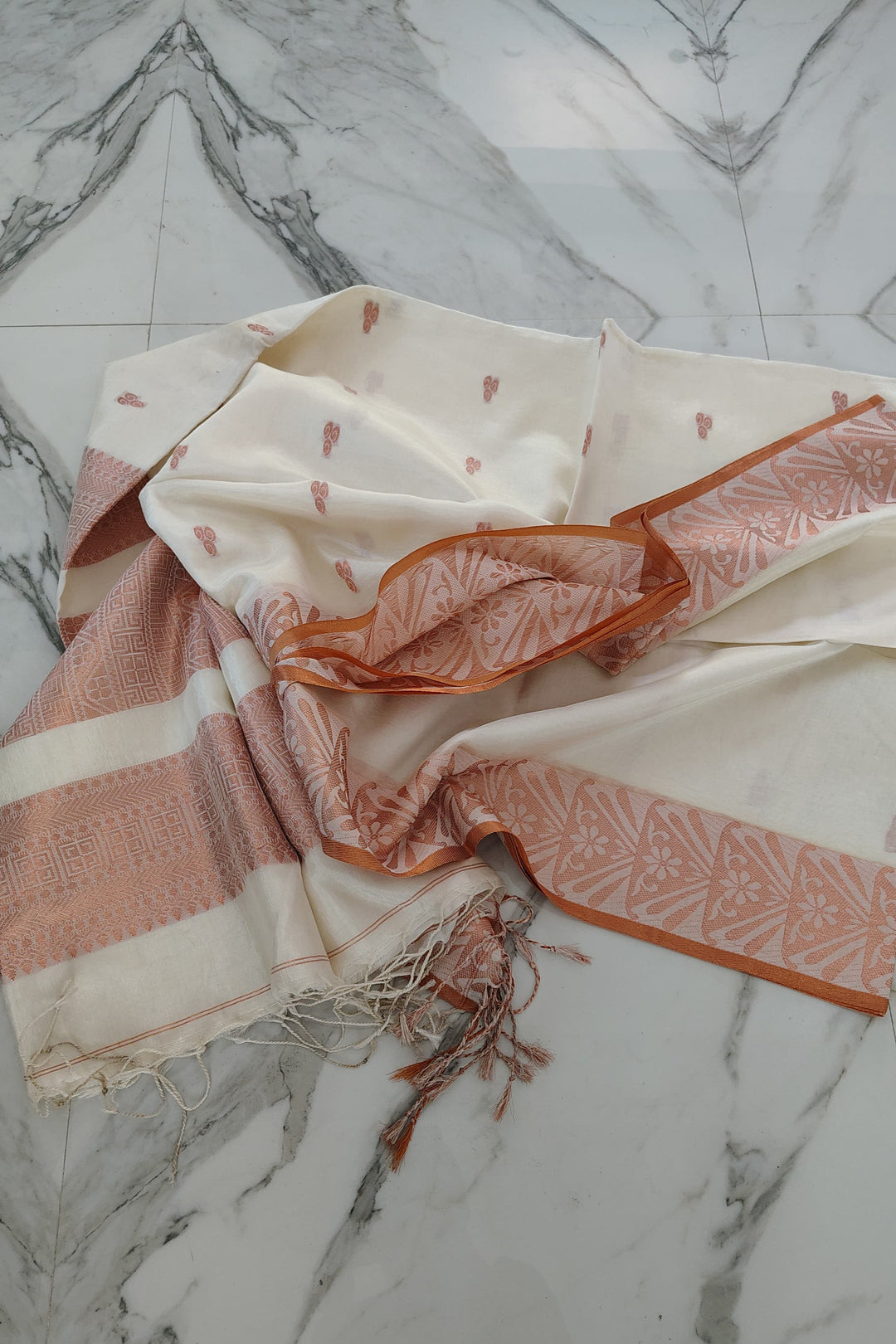 April Roses Cotton Linen Banarasi Saree