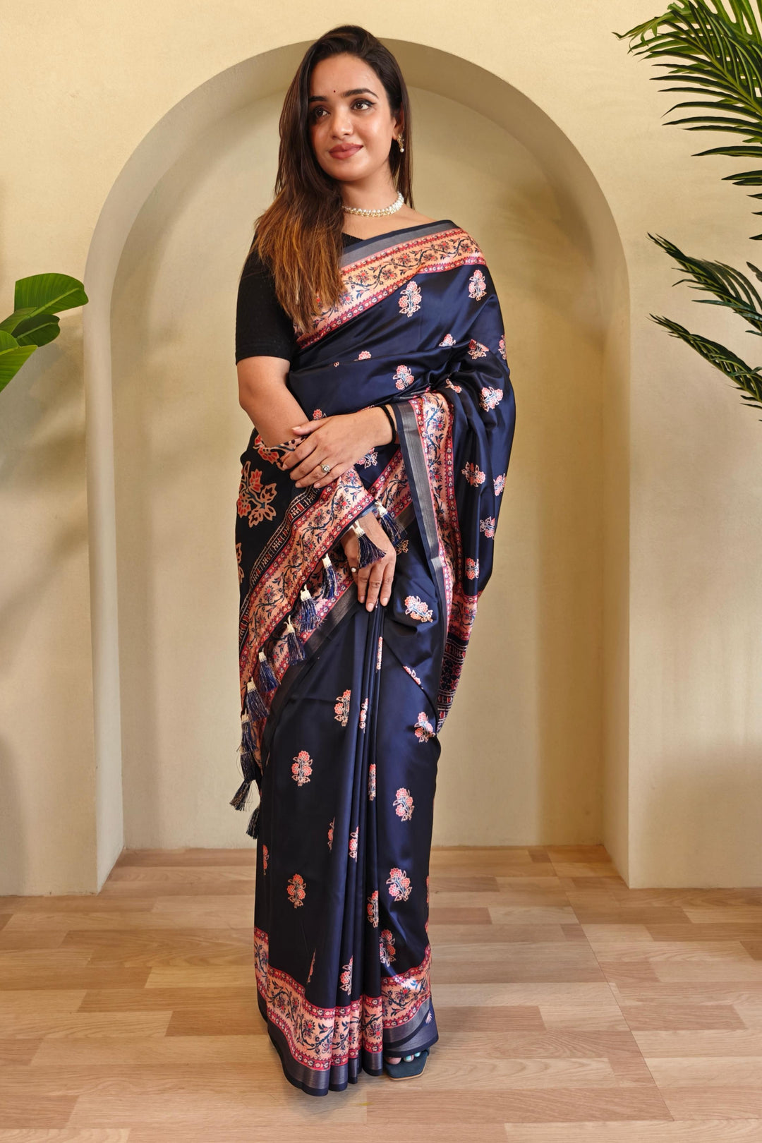 Written In The Stars Dola Silk Saree