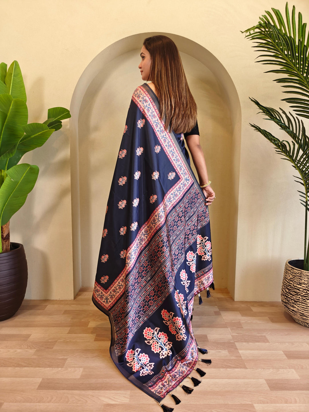 Written In The Stars Dola Silk Saree
