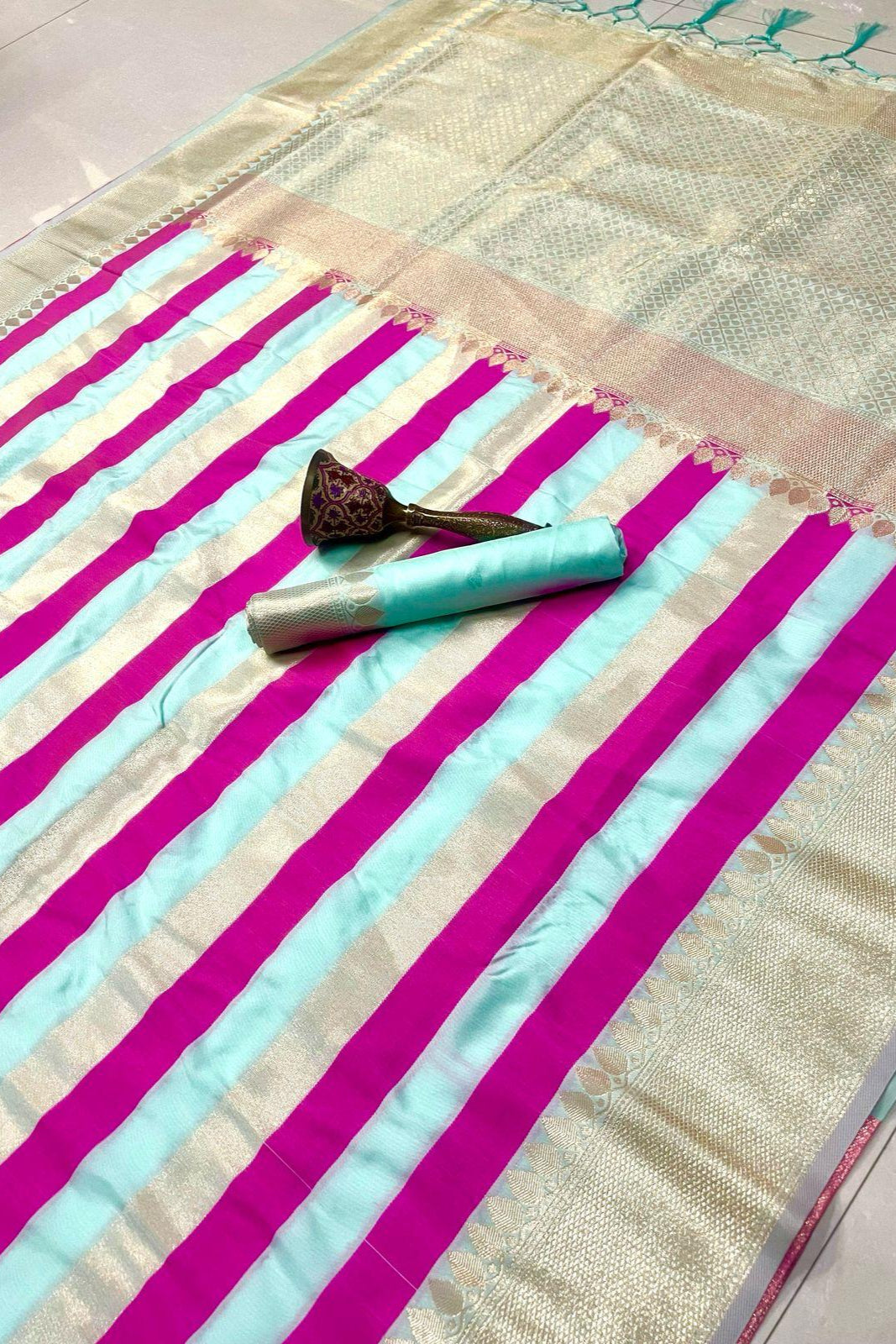 Travel Couple Banarasi Silk Saree