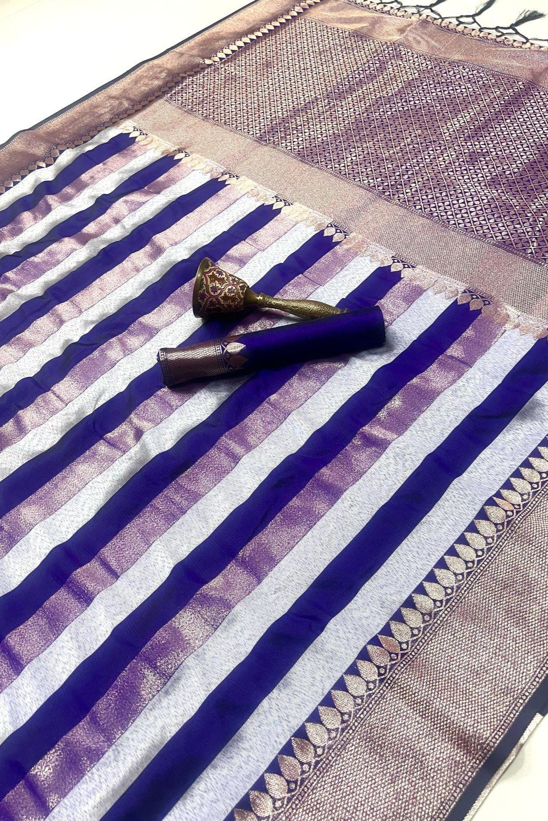 Travel Couple Banarasi Silk Saree