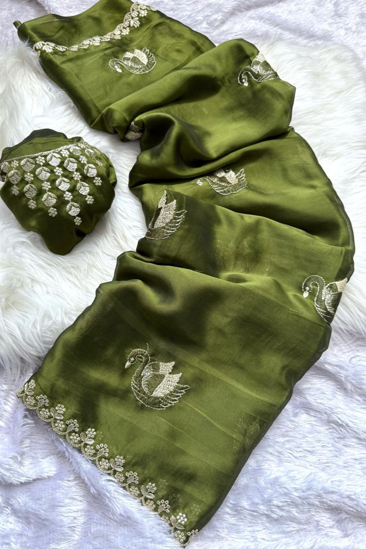 Castle Queen Green Rangoli Silk Saree