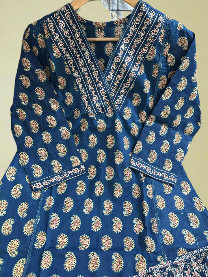 Beauty Of Dawn Cotton Kurti Set