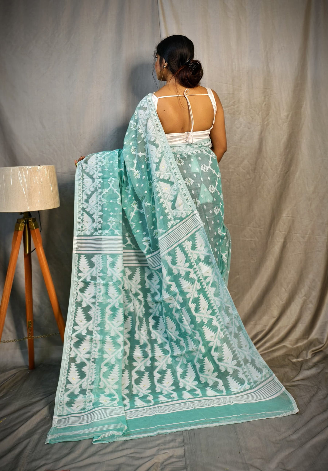 Chitralekha Dhakai Jamdani Saree