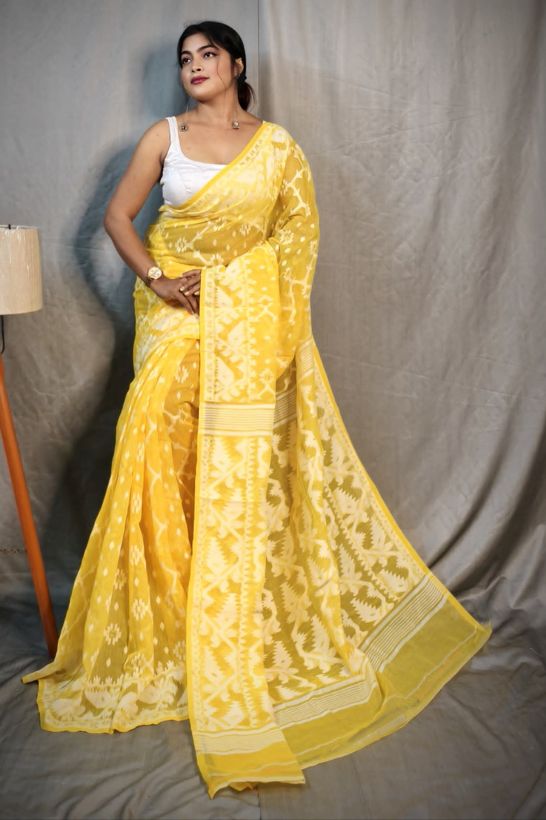 Chitralekha Dhakai Jamdani Saree
