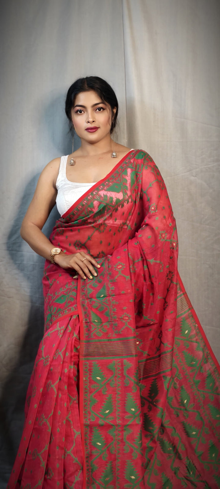 Chitralekha Dhakai Jamdani Saree
