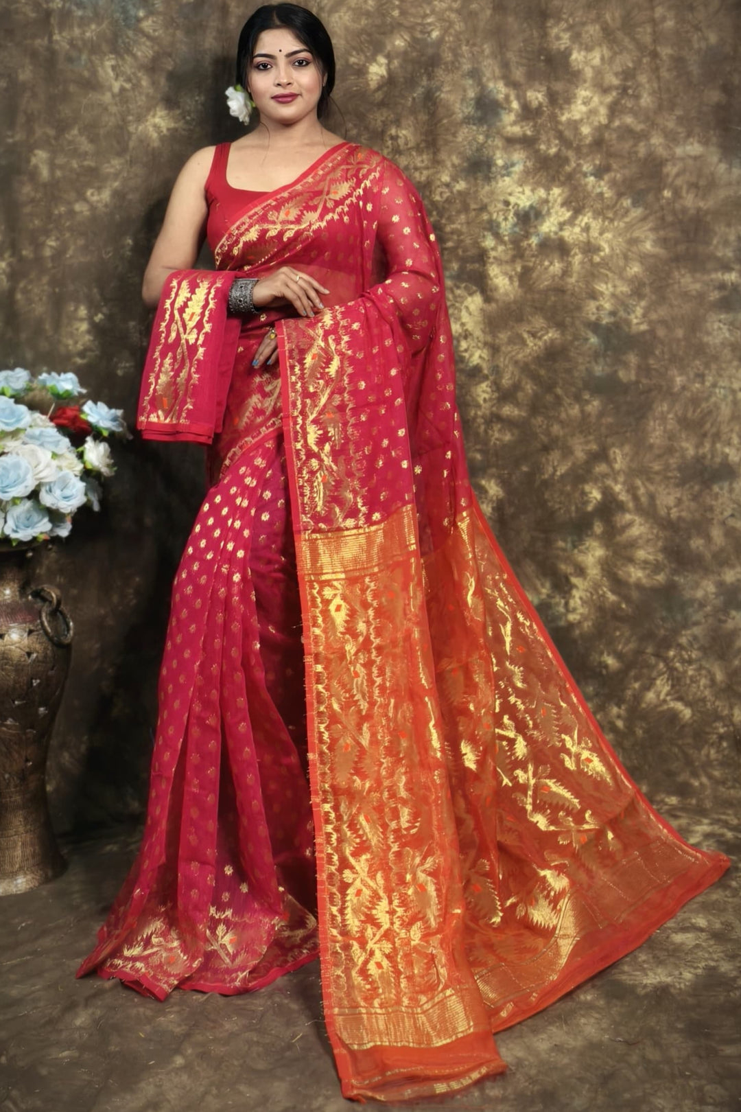 Rupasi Bangla Dhakai Jamdani Saree