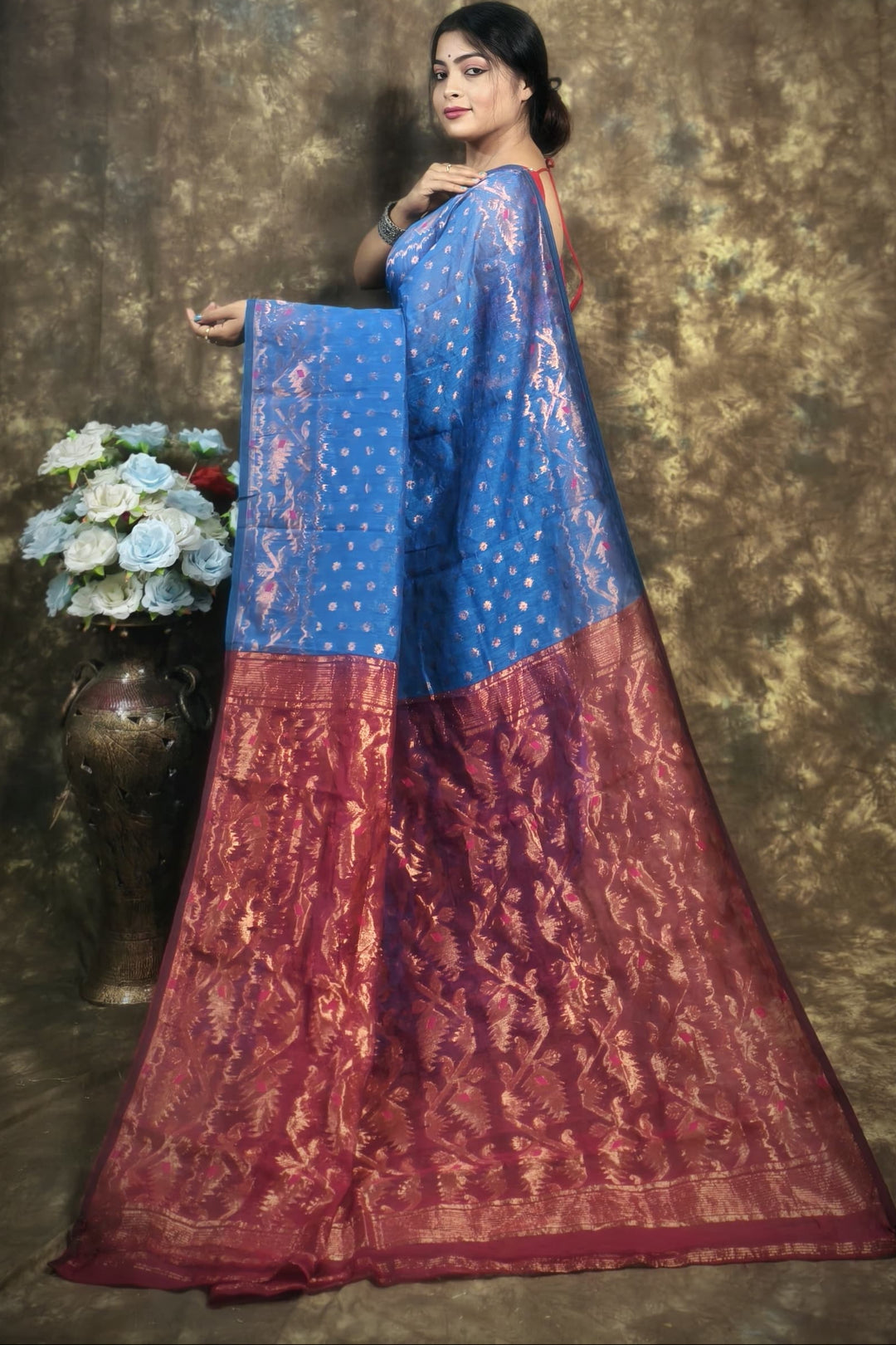 Rupasi Bangla Dhakai Jamdani Saree