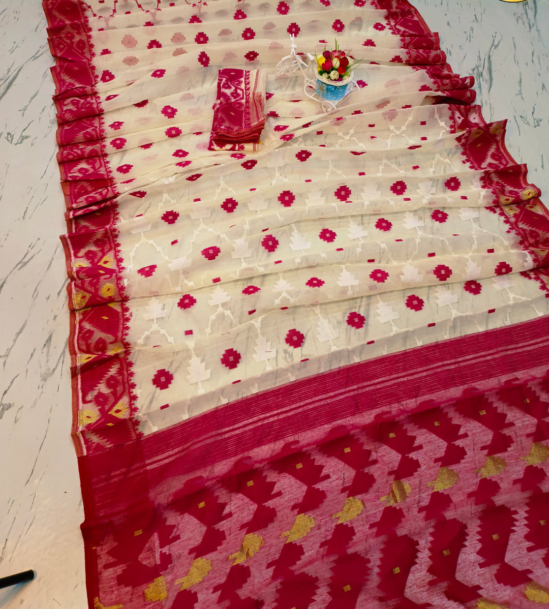 Sindoor Khela Dhakai Jamdani Saree