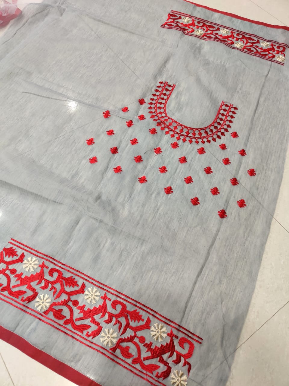 Kadambari Muslin Resham Saree