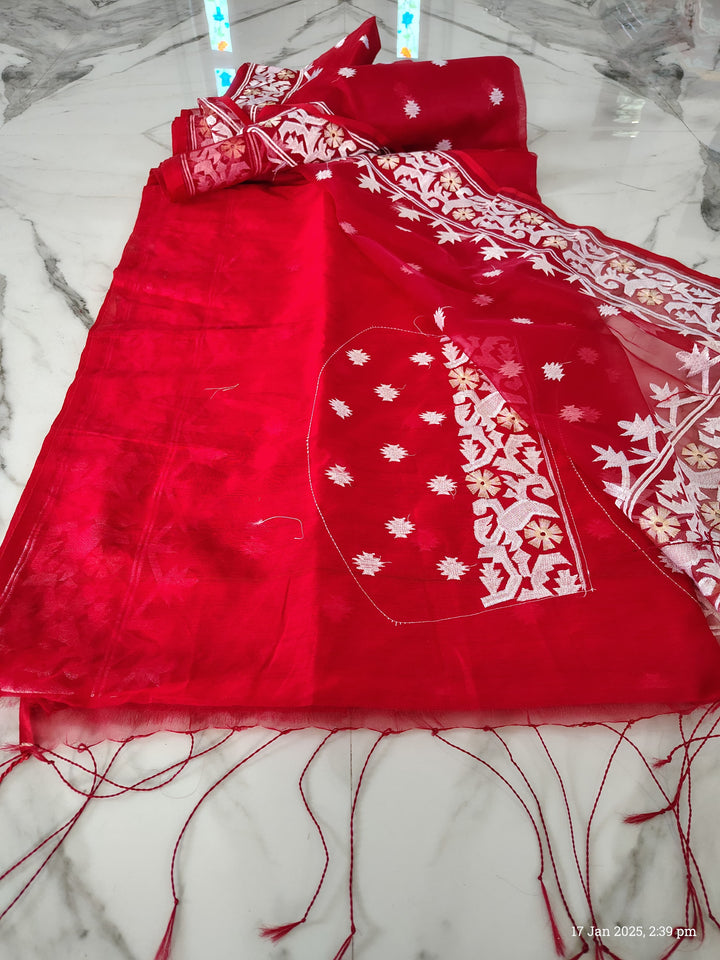 Kadambari Muslin Resham Saree