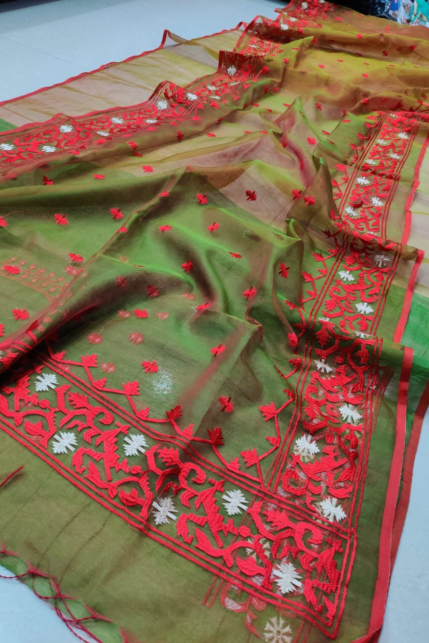 Kadambari Muslin Resham Saree