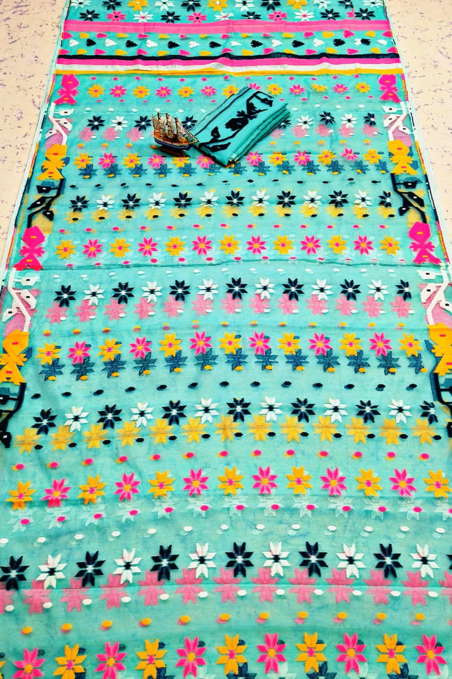 Shaili Dhakai Jamdani Saree