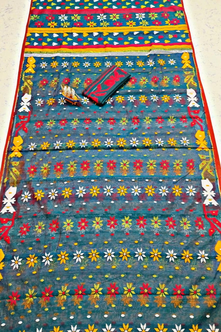 Shaili Dhakai Jamdani Saree